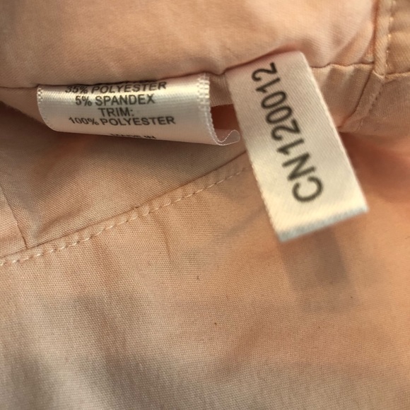 Unique crepe top New York and Company - Picture 9 of 11